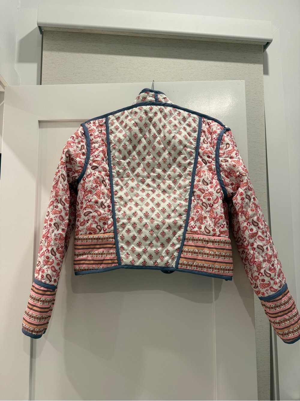 Reversible quilted jacket - Picture 3 of 5